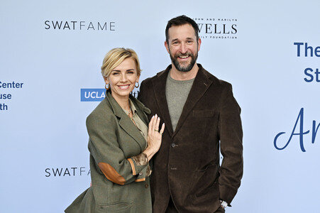 Rape Treatment Center and Stuart House Brunch mit dem Cast von 'The Pitt' in Los Angeles