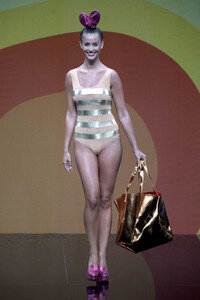 Agatha Ruiz de la Prada Fashion Show, Swimwear Fashion Week Moda Cálida 2017