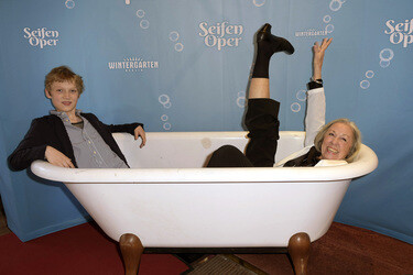 Premiere der Show 'Seifen Oper' in Berlin