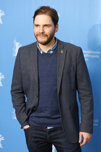 'Alone In Berlin / Jeder stirbt für sich allein' Photocall, Berlinale 2016