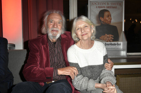 Theaterpremiere 'Carmen darf nicht platzen' in Berlin