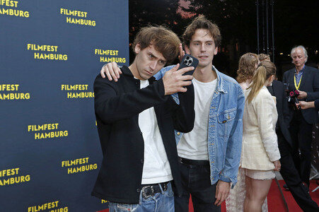 Festivaleröffnung und Filmpremiere 'Lovely Day', Filmfest Hamburg 2025