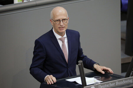 233. Sitzung des Deutschen Bundestages in Berlin