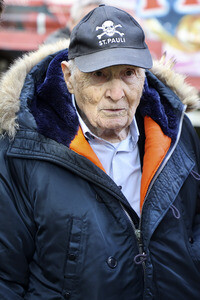 17.10.2026<br>Freddy Quinn besucht den Circus Traber in Leezen