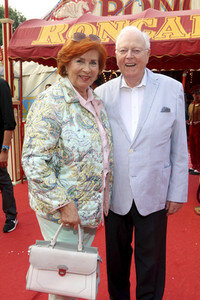 Gala-Premiere des Circus Roncalli in Hamburg
