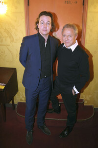 Theaterpremiere 'Sophia oder Das Ende der Humanisten' in Berlin