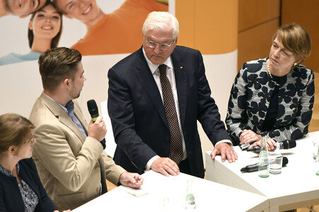 Podiumsdiskussion mit Frank-Walter Steinmeier in Brühl