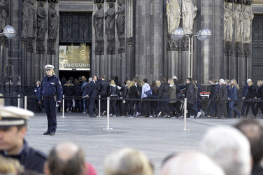 Zentrale Trauerfeier für die Opfer des Germanwings-Absturzes im Kölner Dom