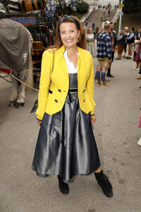 Regines Damenwiesn beim Oktoberfest 2025 in München