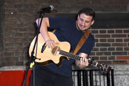 Konzert von Ryan Inglis in München
