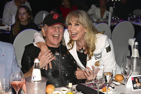 Premiere der Dinnershow 'Moments 3' in Dresden