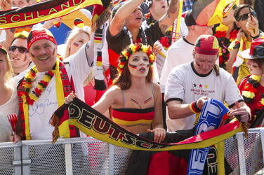 WM-Fanmeile beim Spiel Deutschland gegen Frankreich, Berlin