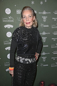 Weihnachts-Soirée mit Julian F. M. Stoeckel in Burg