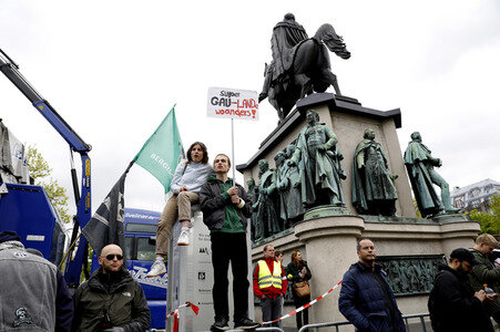 Demonstrationen gegen den AfD Bundesparteitag in Köln
