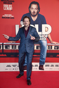 Filmpremiere 'Der Held vom Bahnhof Friedrichstraße' in Berlin