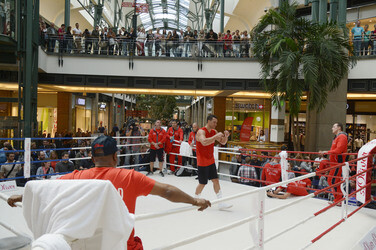 Wladimir Klitschko trainiert im Einkaufszentrum, Oberhausen
