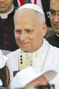 Papst Leo XIV. besucht das Cedia 24 Horas in Madrid