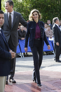 König Felipe und Königin Letizia besuchen Colombres