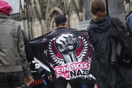 Gegendemo zur Pro NRW Kundgebung in Köln