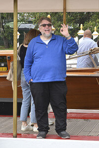 Ankunft von Guillermo del Toro am Hotel Excelsior, Internationale Filmfestspiele von Venedig 2025