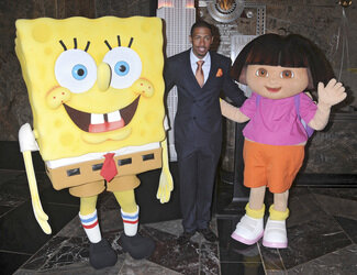 Nick Cannon erleuchtet das Empire State Building, New York