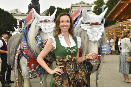 Regines Damenwiesn beim Oktoberfest 2025 in München