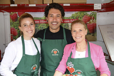 Erdbeer-Charity-Verkauf in Hamburg