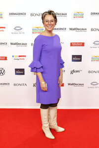 Goldene Bild der Frau 2025 in Hamburg