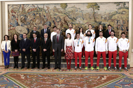 König Felipe und Königin Letizia empfangen das spanische Oympia-Team in Madrid