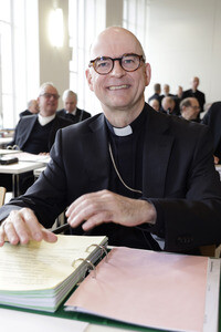 Fototermin zum Auftakt der Frühjahrsvollversammlung in Würzburg