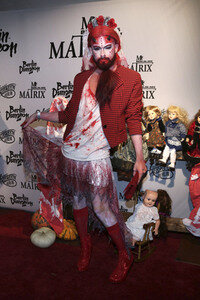 Halloween Party by Natascha Ochsenknecht in Berlin