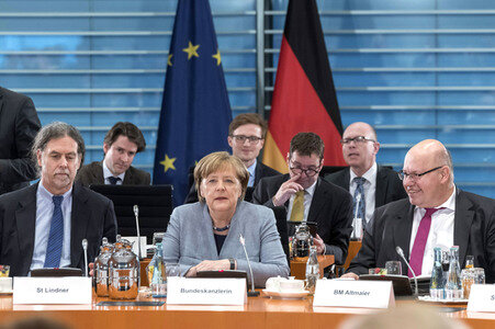 Treffen der Bundeskanzlerin mit den Regierungschefs der Bundesländer in Berlin