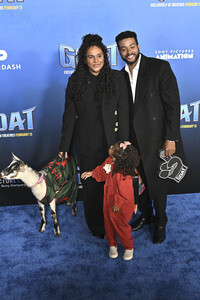 Filmpremiere 'G.O.A.T. - Bock auf große Sprünge' in Los Angeles