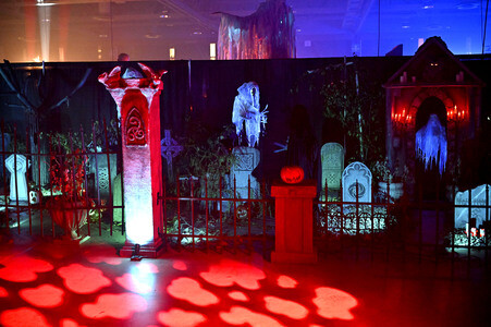 Midsummer Scream - Halloween & Horror Convention in Long Beach