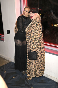 Filmpremiere 'Is This Thing On?' in Los Angeles