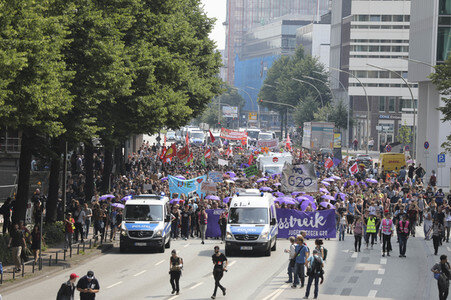 Demonstration 'Bildungsstreik - Jugend gegen G20' in Hamburg