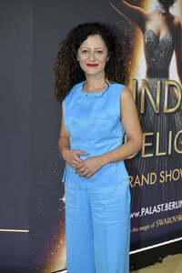 Weltpremiere der 'Blinded by Delight' Grand Show 2025 in Berlin