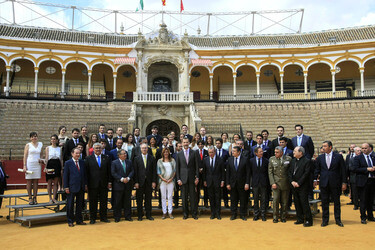Verleihung der Royal Cavalry Armory University Awards in Sevilla