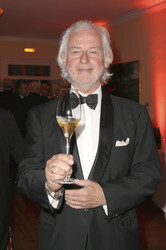 Verleihung vom Champagne Preis für Lebensfreude in Hamburg