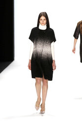 Hien Le Fashion Show, Berlin Fashion Week Autumn-Winter 2014