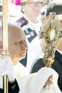 Papst Leo XIV. hält die Corpus Christi Messe in Madrid