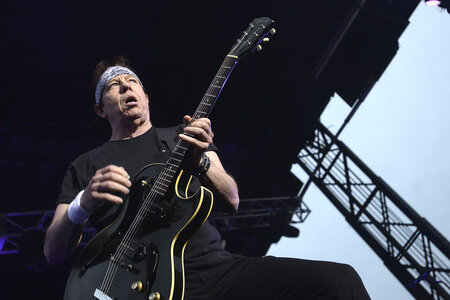 Konzert von George Thorogood and the Destroyers in Readington