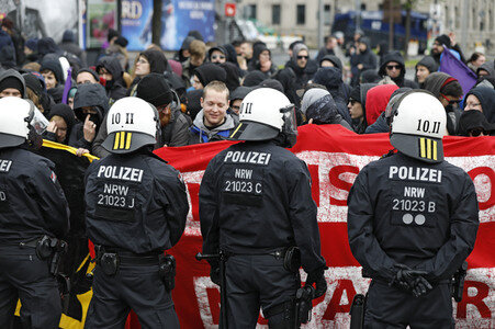 Demonstrationen gegen den AfD Bundesparteitag in Köln