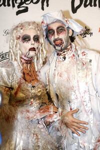 Halloween Party by Natascha Ochsenknecht im Berlin Dungeon