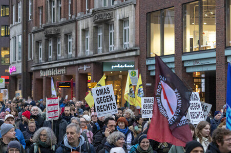 PRÜF! - Auftakt-Demo in Hamburg