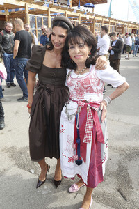 Regines Damenwiesn beim Oktoberfest 2026 in München