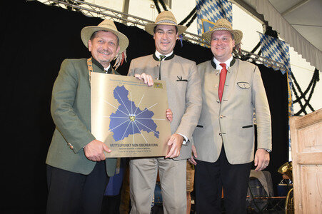 Volksfest 'Keferloher Montag' in Grasbrunn