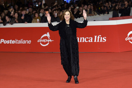 Filmpremiere 'Un tranquillo funerale di famiglia', Internationales Filmfestival Rom 2026