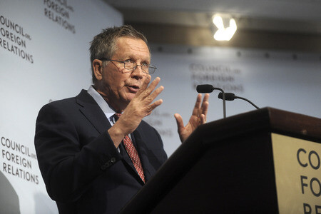 John Kasich spricht in New York