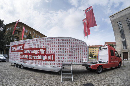 Die LINKE Wahlkampf-Truck Präsentation in Berlin